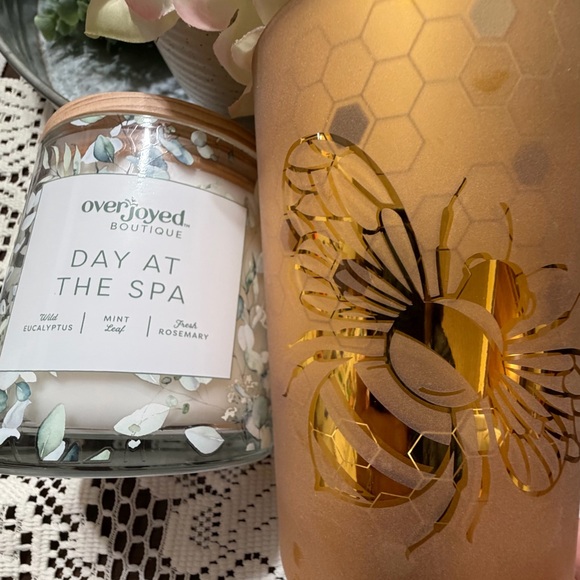 Overjoyed Boutique Day at the Spa Candle and Gold Bee Lantern - Picture 10 of 10